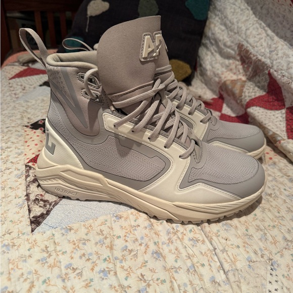 APL Men's Techloom Defender - Picture 2 of 7